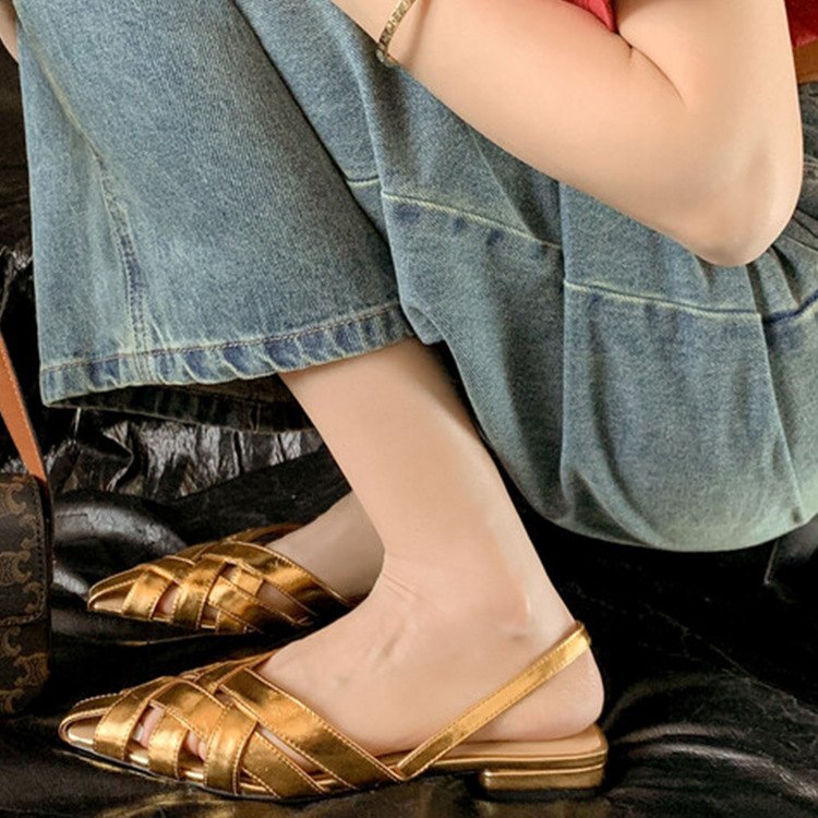Fashionable golden summer comfortable sandals square toe flat