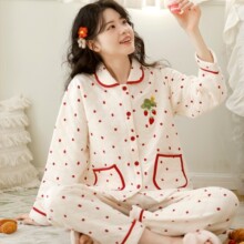 ���ߍu���¿�˯��Ů�ﶬ���Ӻ�՚�����ϵ������Ů�L�Ҿӷ����b