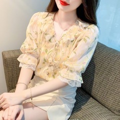 お腹カバーVネックシフォン半袖シャツ女性用2025夏新作フレンチデザインニッチ花柄トップ