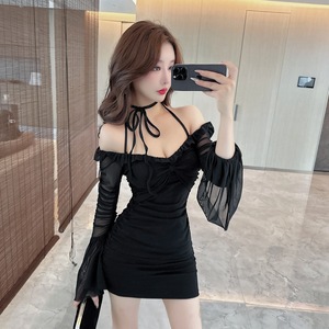 High elastic cotton tight fitting buttocks， flared sleeves， suspender dress