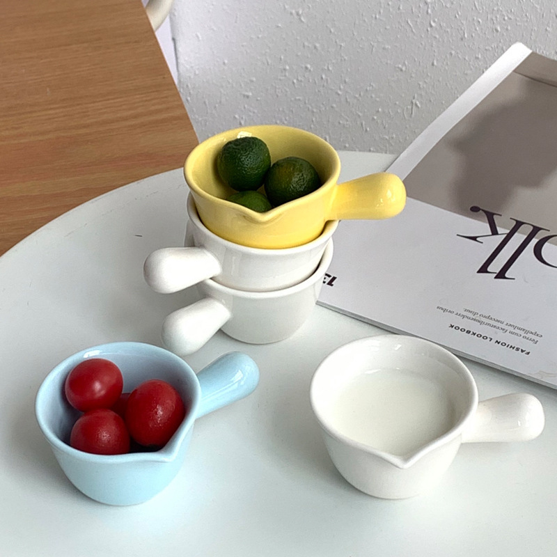 Ins Colorful Ceramic Dip Dish with Handle, Small Juice Bucket, Small Milk Cup, Sauce Bowl, Cream Cup, Household Seasoning Dish