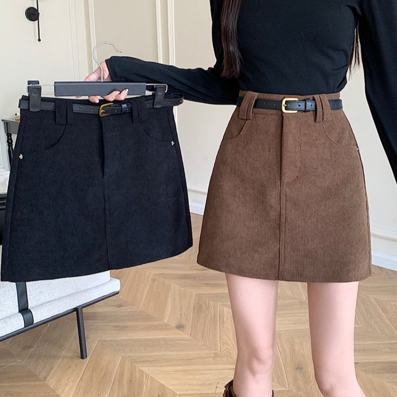 灯芯绒半身裙女2023新款休闲百搭字包臀裙高腰复古显瘦秋冬短裙