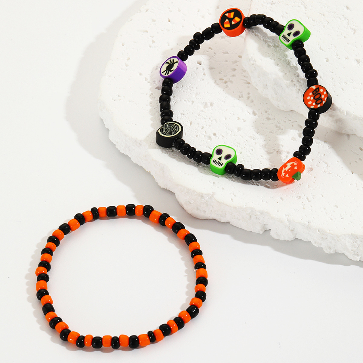 Beliebtes Halloween-Armband aus Polymer-Ton, Totenkopf-Kürbis-Perlenarmband, Damen-Kettenarmband, Urlaubsschmuck_voghion.com