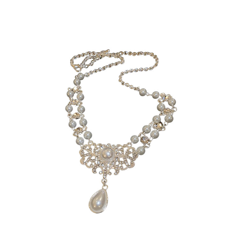 Collar de perlas de flores de diamantes franceses Moda, lujo ligero, cadena de clavícula, accesorios de joyería de alta gama de todo fósforo de nicho