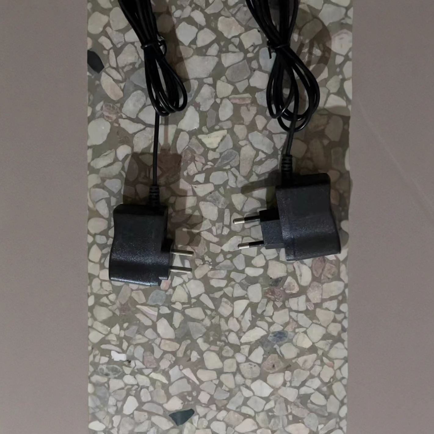 2025 Cargador de báscula electrónica Cargador de báscula Cargador estándar europeo