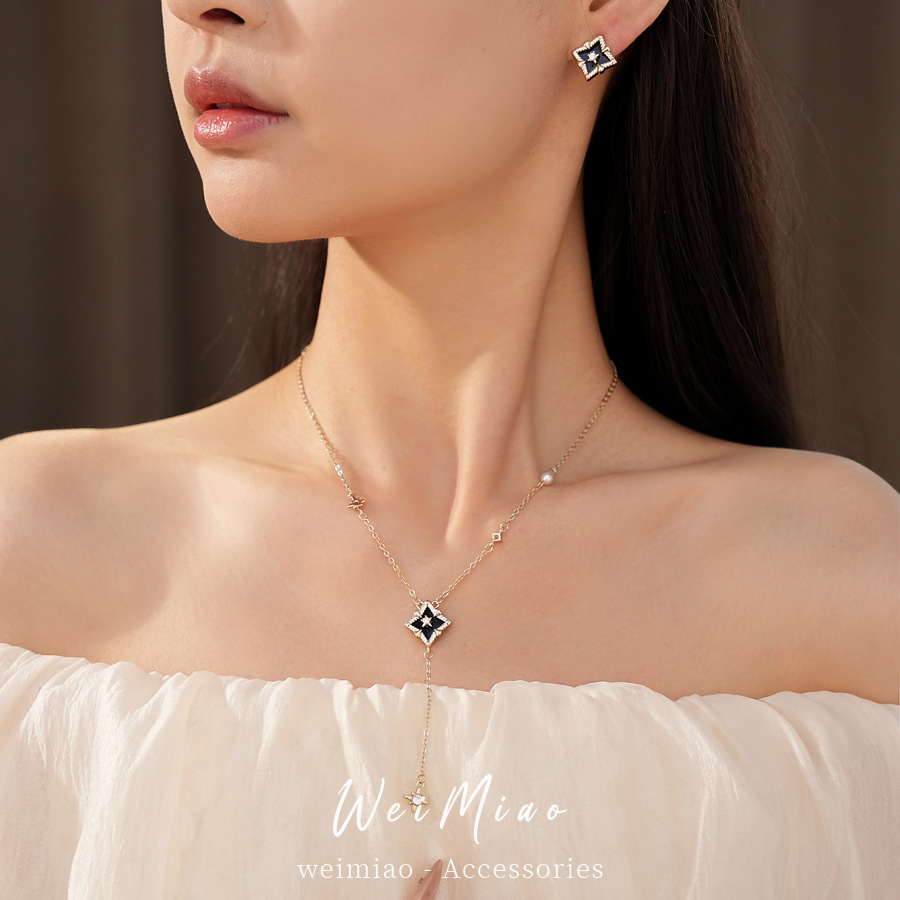 Collar de diamante de zircón de lujo ligero nicho cadena de clavícula personalidad de alta calidad temperamento de moda conjunto de joyería al por mayor