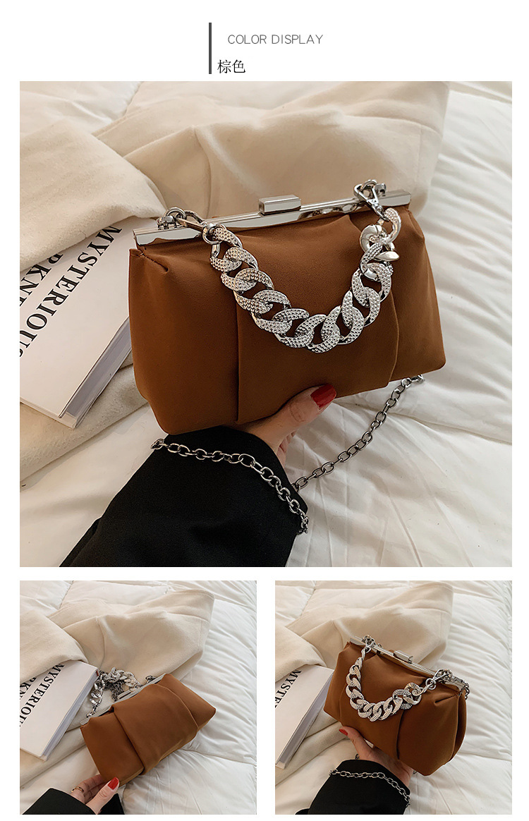 Fashion Underarm Bag 2021 Autumn And Winter New Style Chain Diagonal Female Bag Wholesale display picture 4