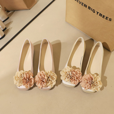 837-H162TP French style Sweet Beauty Shoes with Flower Decoration Square Head, Shallow Mouth, One Step Step Stepping, In
