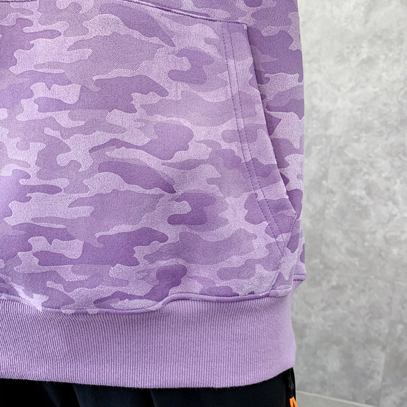 Suéter de moda con capuzas camuflaje universal nuevo estilo de primavera y otoño reparar suelta envejecimiento deportivo camisa casual