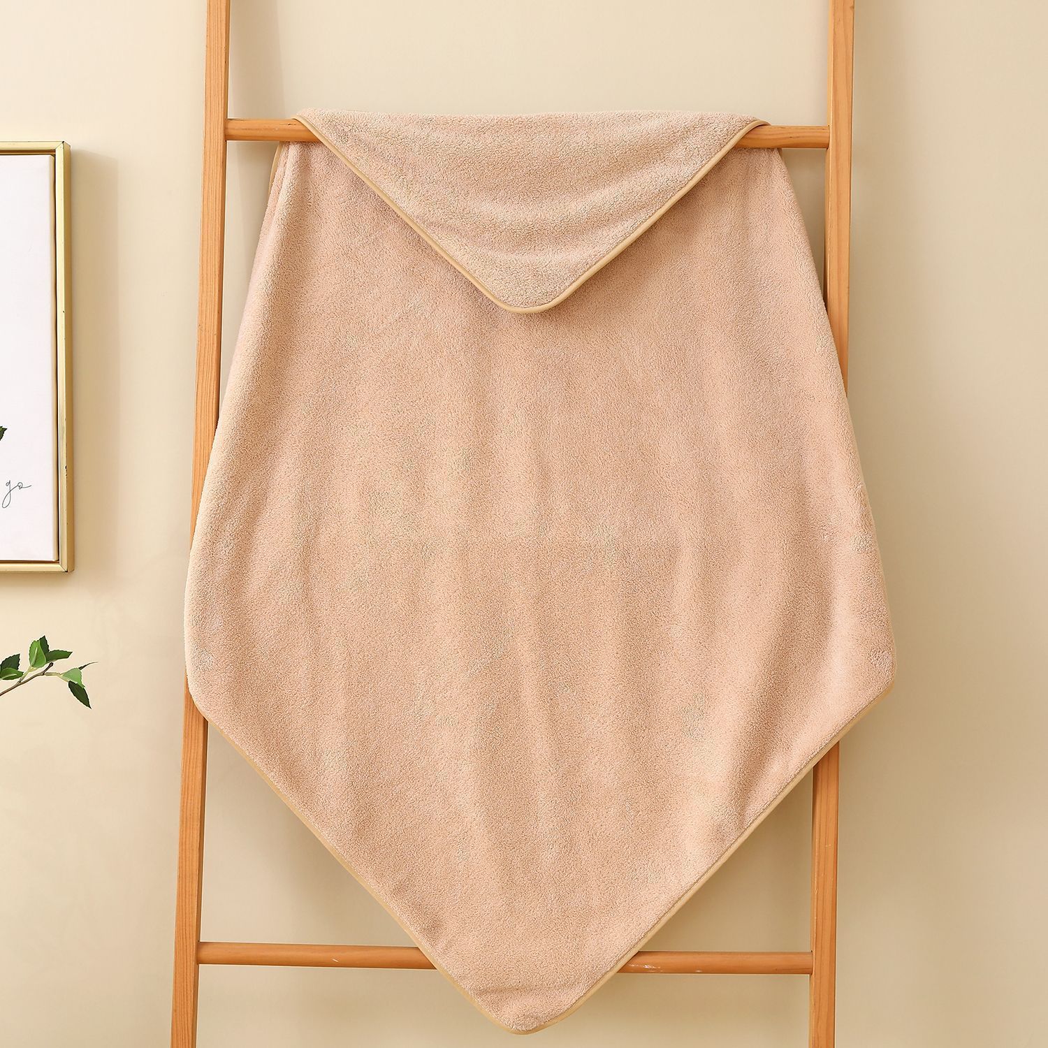 Los fabricantes transfronterizos llevan edredones, mantas, aire acondicionado recién nacido de primavera y otoño, toallas, pañales y toallas de baño. image 28