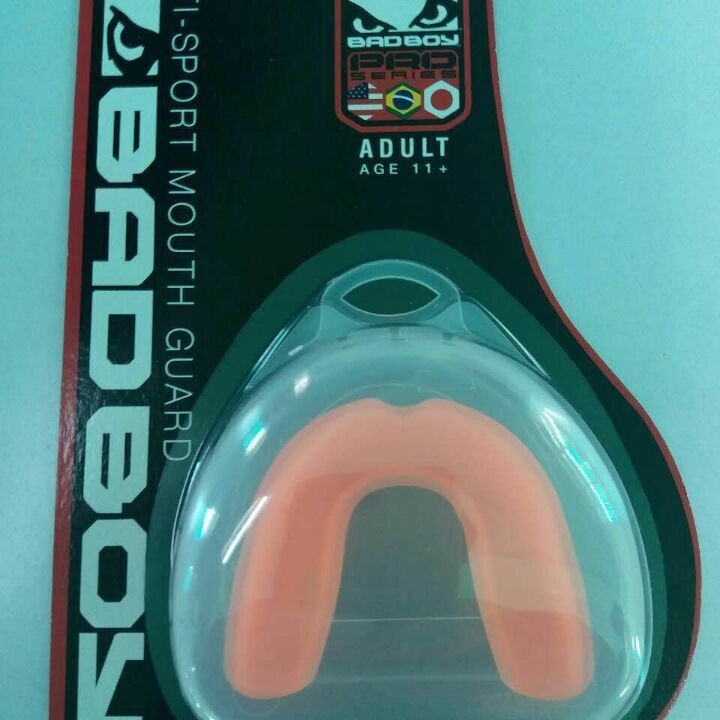 Factory Direct sales professional production of tooth protection anti-collision boxing tooth protection braces taekwondo tooth protection braces new braces