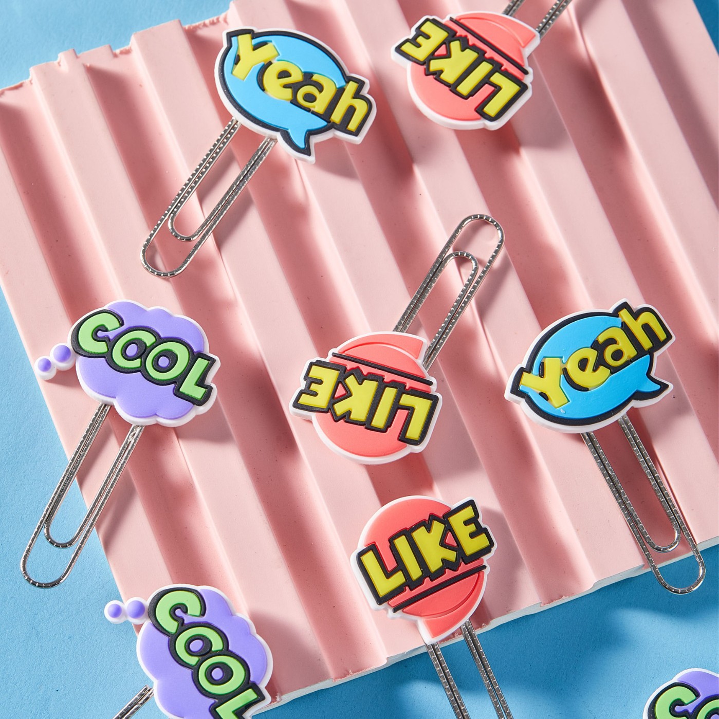 Bonitos marcadores de dibujos animados canciones de estudiantes pines de marcadores clip de metal clip clip de forma especial clip de regalo de decoración en forma de corazón