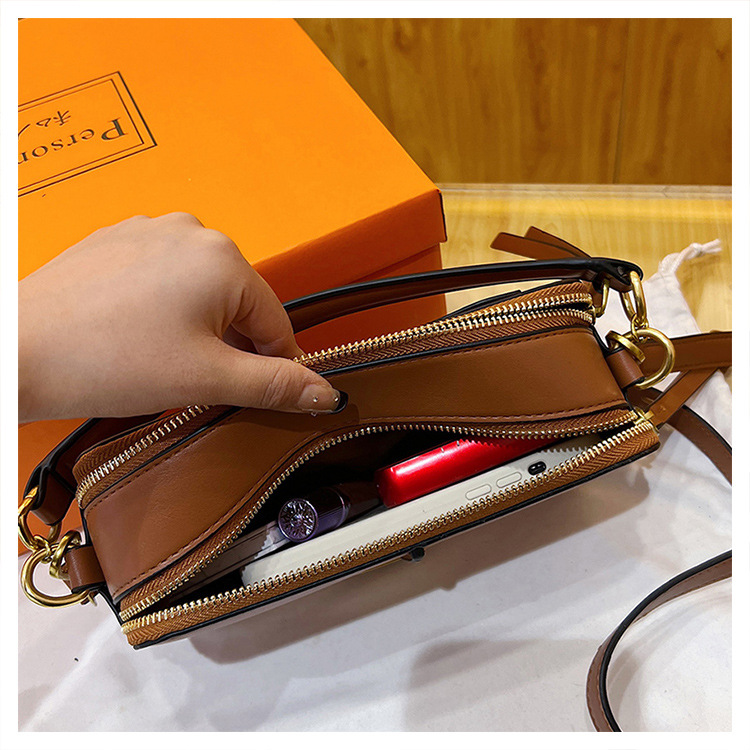 Bolso de hombro transfronterizo para mujer nueva tendencia moda diseño de nicho pequeño bolso cuadrado casual de cadena de todo fósforo bolso de mensajero de viaje