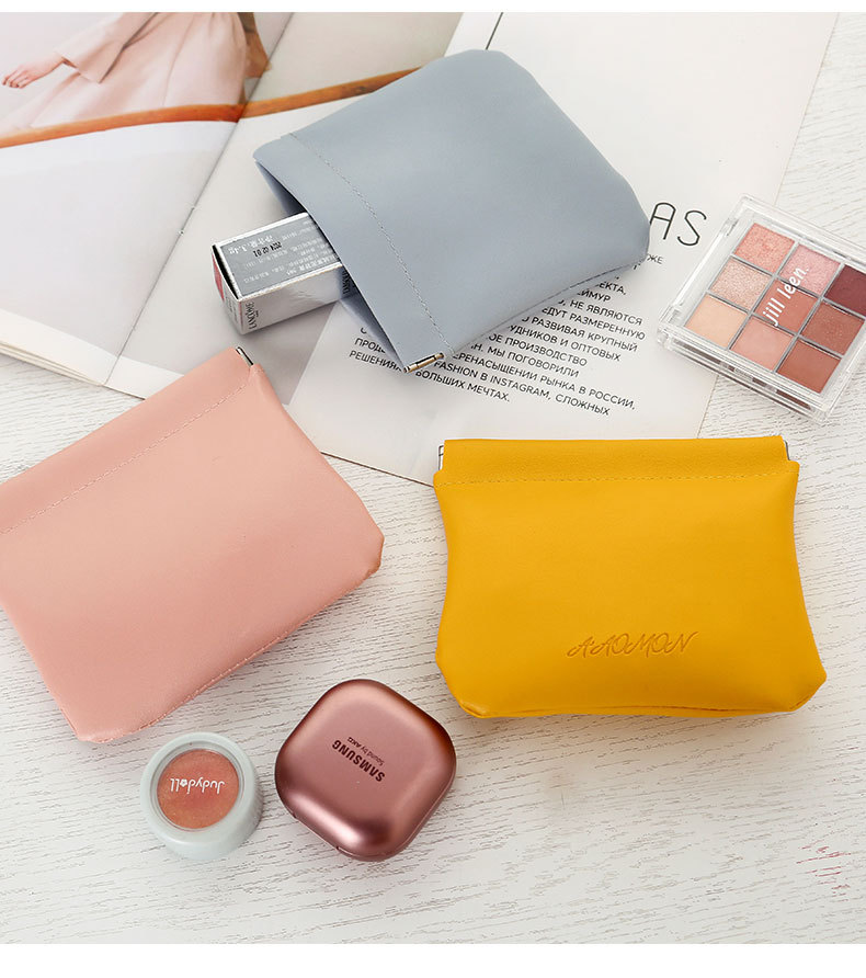 Women's All Seasons Pu Leather Solid Color Simple Style Square Cosmetic Bag display picture 1