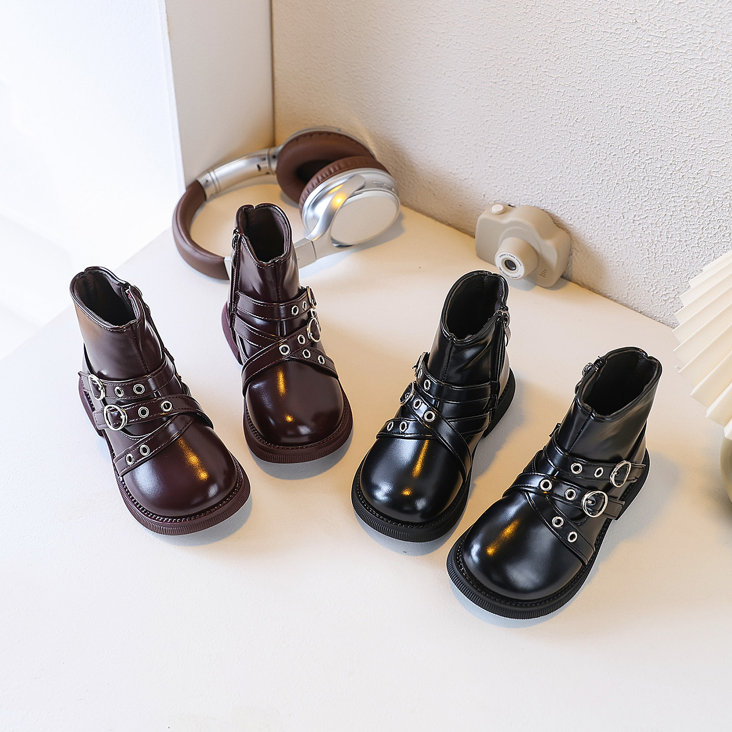 Children's Fashionable Retro Bowknot Cute Boots 2026 Autumn New Girls' Mid-Calf Studded Fashion Martin Boots