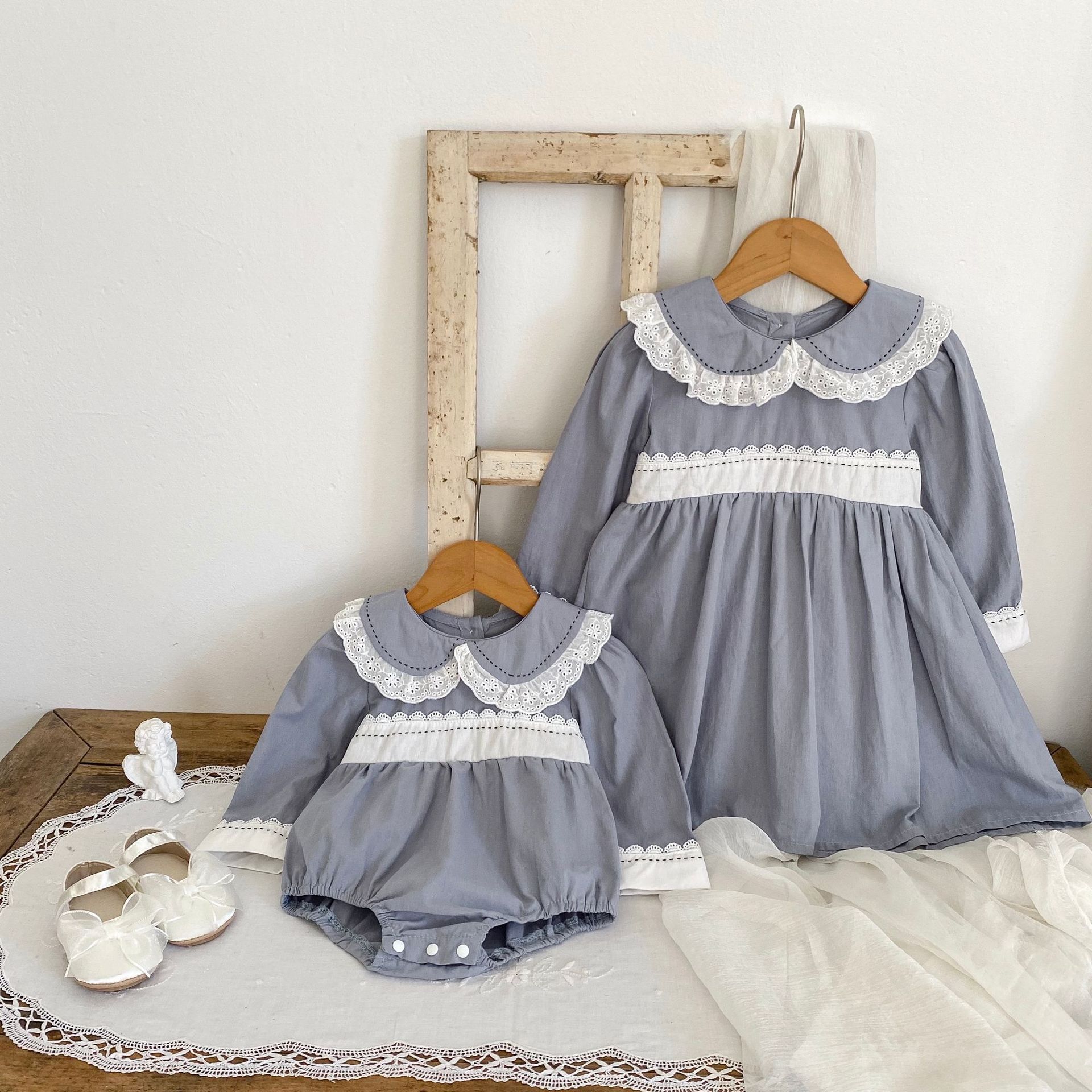 INS 2024 Herbst Baumwolle Klasse A Schwestern Mädchen Baby Spitze Puppe Hals Langarm Furz Gewickelt Romper + Rock_voghion.com