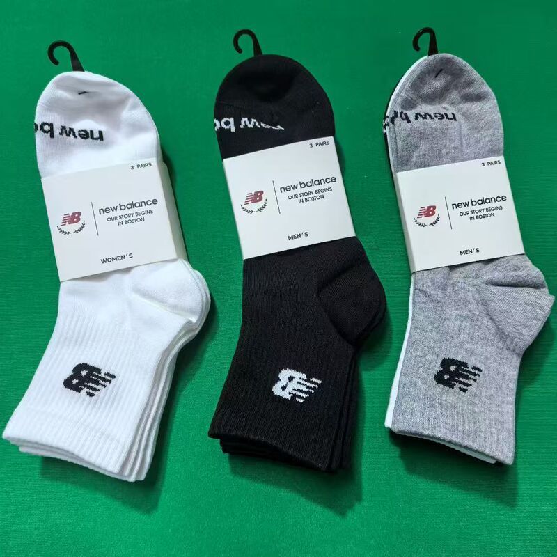 New Balance Nb Official Men's and Women's Spring Fashion Versatile Casual and Comfortable Three-Pair Mid-Calf Socks Las51423