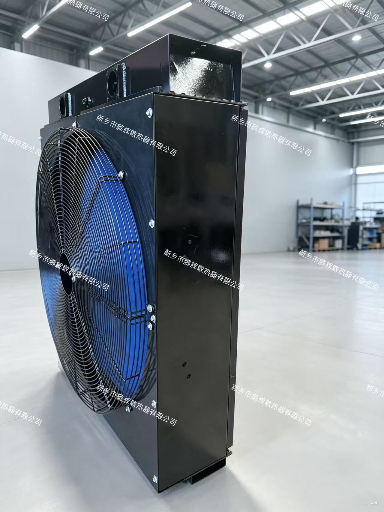 This 3516B water tank radiator fully meets the cooling requirements of the 3516B high-power diesel generator set