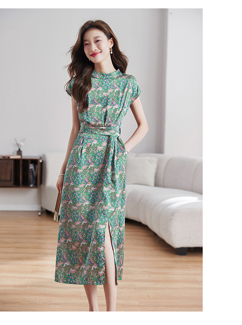 Váy maxi hoa nhí xẻ tà thiết kế cổ điển, dáng suông thắt eo — Màu như hình chi tiết 9