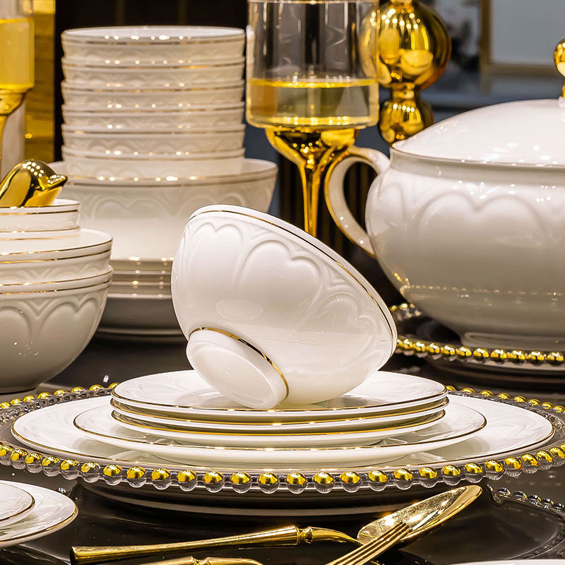 北歐簡約精品浮雕餐具景德鎮家用高檔飯碗魚盤骨瓷餐具碗盤碟組合