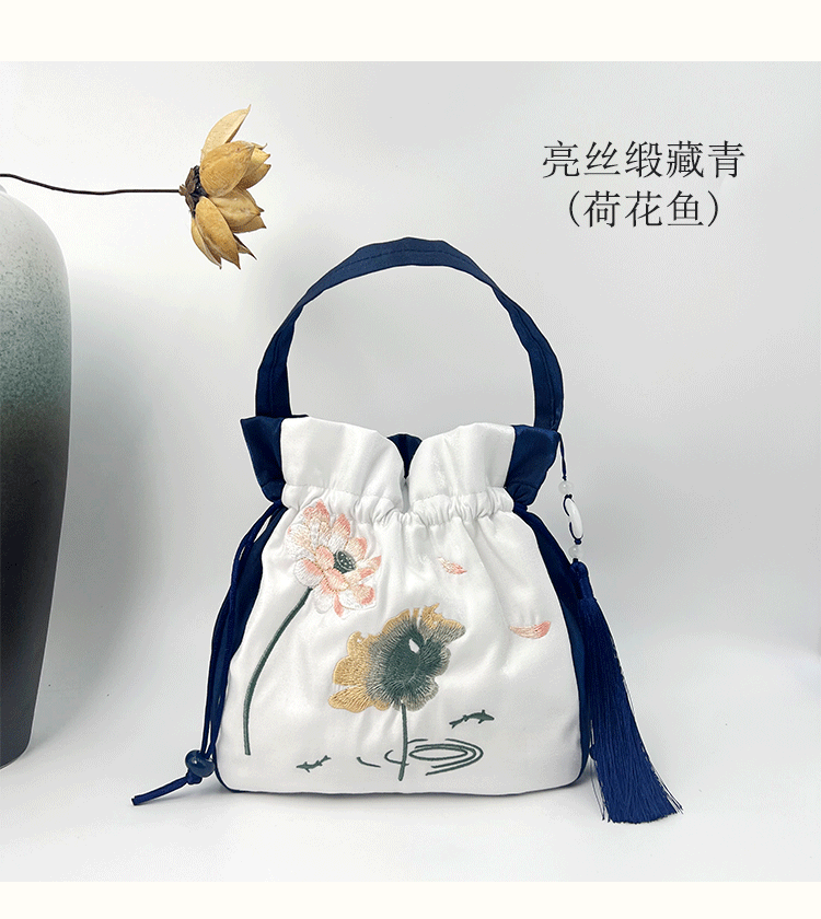 踏春搭配刺绣汉服斜挎包古风包文艺流苏国风休闲百搭旗袍包大容量-阿里巴巴