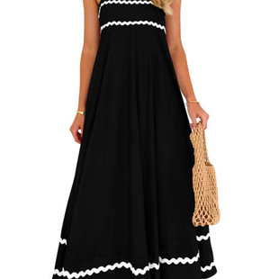 ���R�dTikTokƴ������Q�羳�W����aŮ�b�¿�r�е����B��ȹ�ļ�