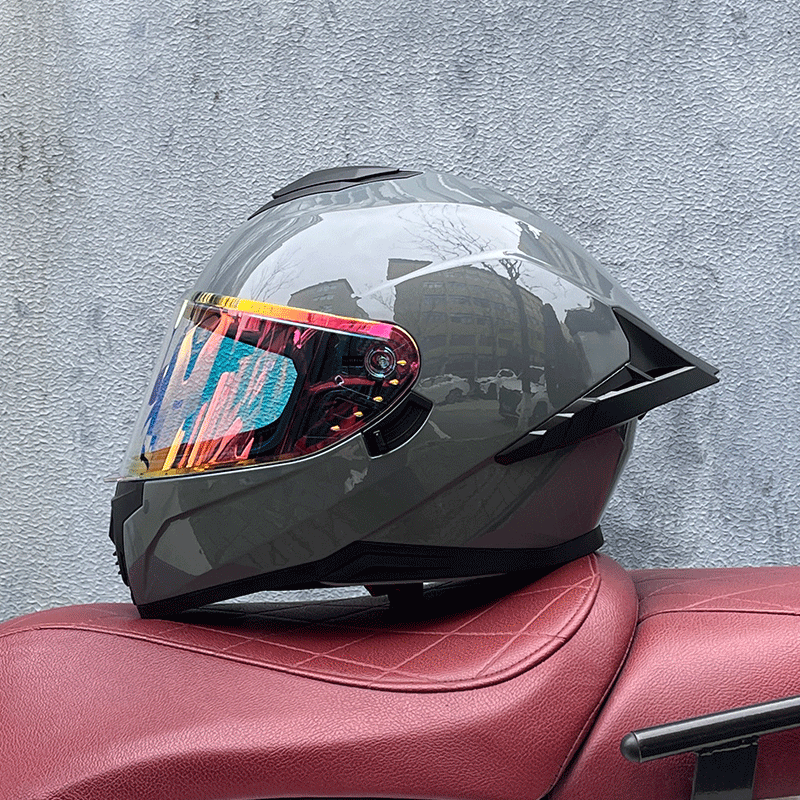 심포니 레드가 가미된 시멘트 그레이(주야간 사용)