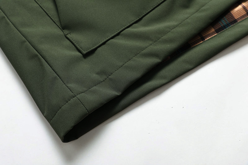 Giacca a vento con cappuccio uomo leggera impermeabile da trekking_voghion.com