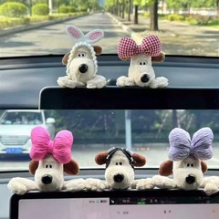 車のスクリーンオーナメント、かわいい犬の車のディスプレイ、ぬいぐるみオーナメント、男性と女性の人形の装飾