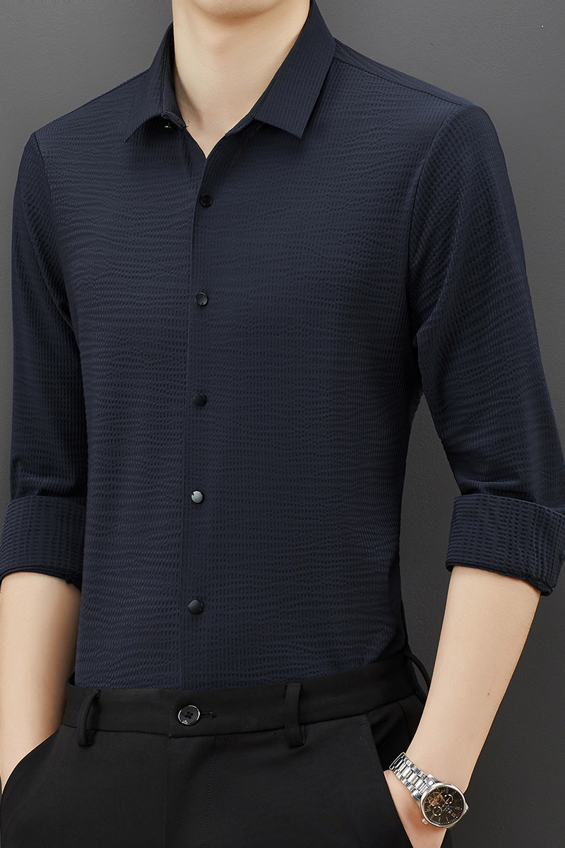 Encuentra una fábrica exclusiva de camisas personalizadas para hombres primavera y verano de alta calidad 2024 camisa anti-escaldado simple estilo de negocios