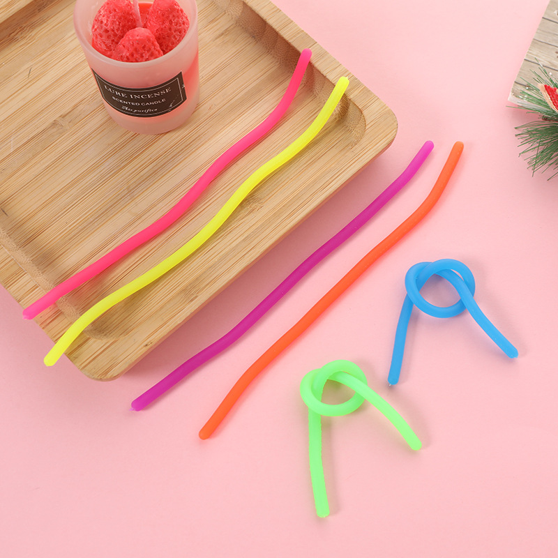 En stock nueva descompresión exótica tensión elástica fideos descompresión artefacto ventilación juguetes TPR fideos cuerda al por mayor