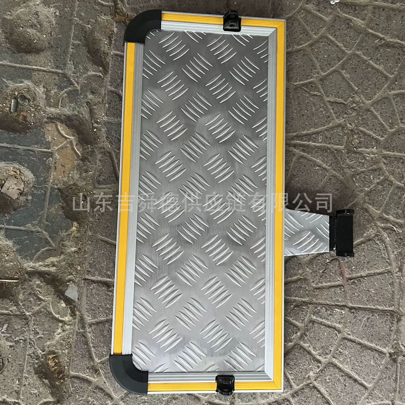 Запчасти для автобусов Yutong: компонент газового привода подножки 6000-00203, подвижная педаль для посадки