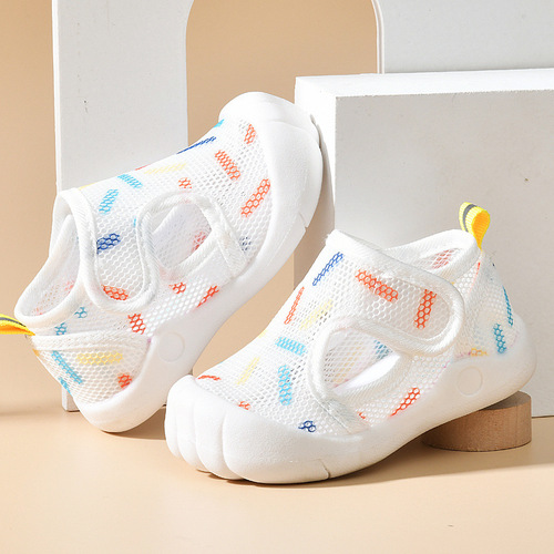 Summer toddler shoes for men and women, soft soles for babies 0-3 years old, breathable cartoon non-slip and anti-kicking children's soft soles cards