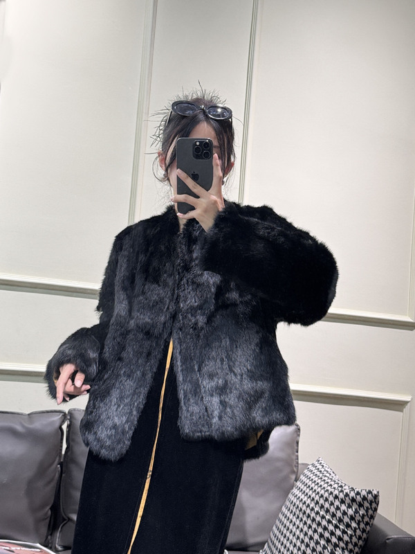 实拍中式女装高端兔毛皮毛一体真毛国风提花双面外套真毛海宁皮草|undefined