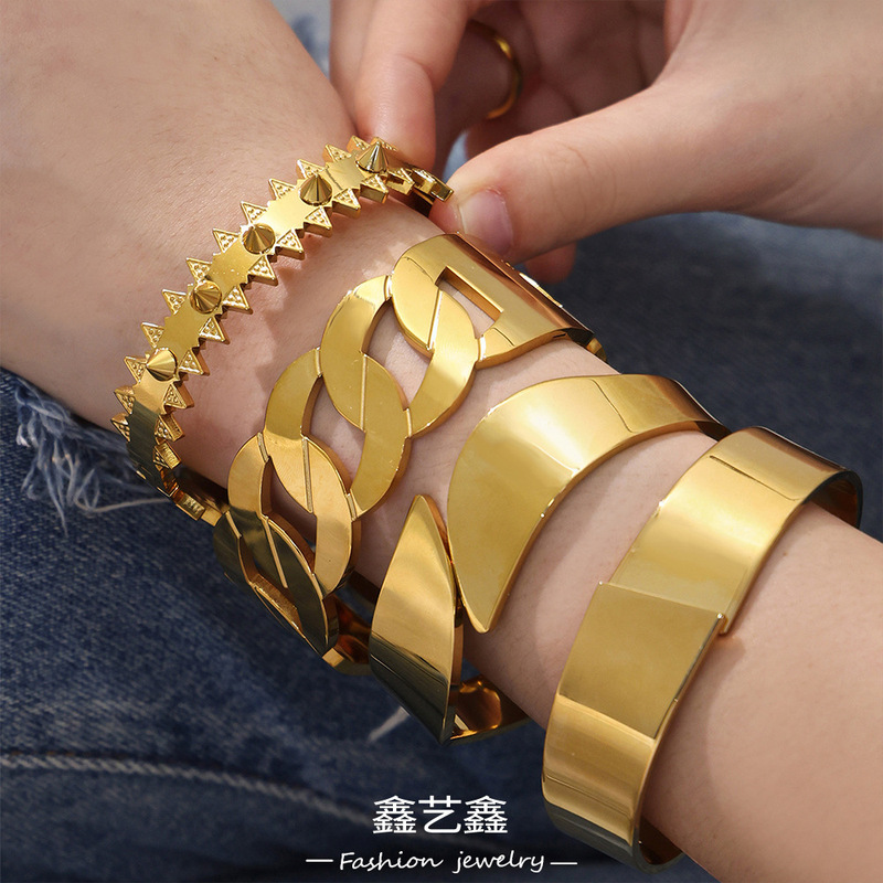 Stainless Steel Rivet Triangle Buckle Bracelet, Ins-Style Exaggerated Wide Band Bracelet Set, Plated with 18K Real Gold, European and American Jewelry Stainless Steel Rivet Triangle Buckle Bracelet, Ins-Style Exaggerated Wide Band Bracelet Set, Plated with 18K Real Gold, European and American Jewelry