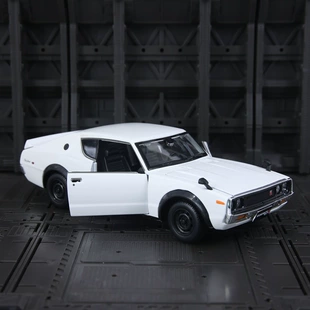 Модель Skyline 2000GT-R 1973 металл статичная