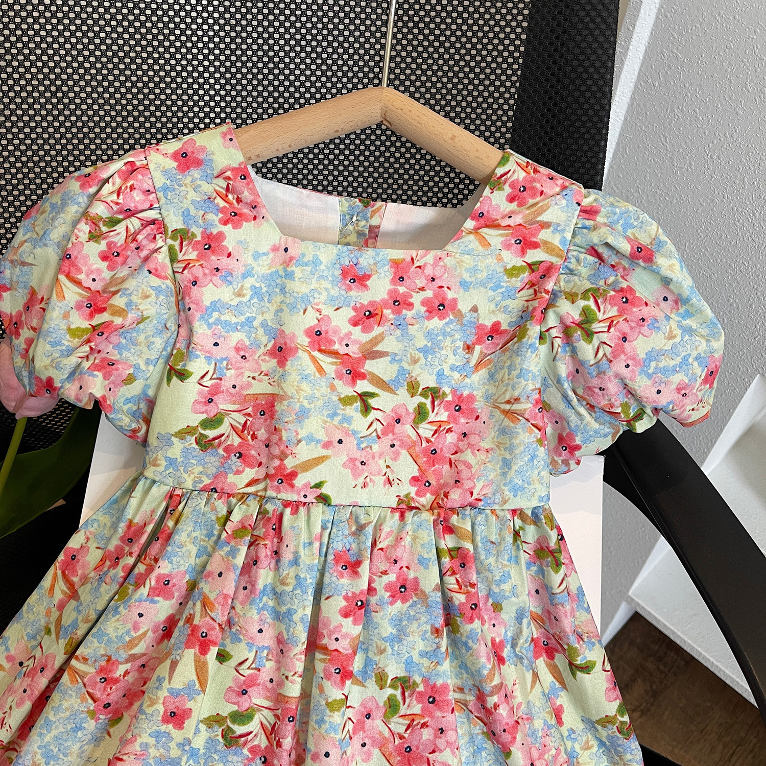 2023 Summer New for Girls Korean Edition Butterfly Bow Bubble Sleeve Floral Dress 23259_voghion.com