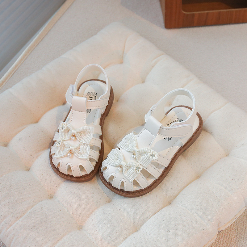 2026 verano de las niñas con una base suave sandalias cómodas nuevas sandalias para niños zapatos de playa de moda versátiles image 7