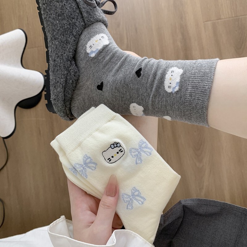 White Seamless Socks for Women, Trendy Cartoon Embroidered Cat Label, Bow Mid-Calf Socks, Flocked Cartoon Long Socks