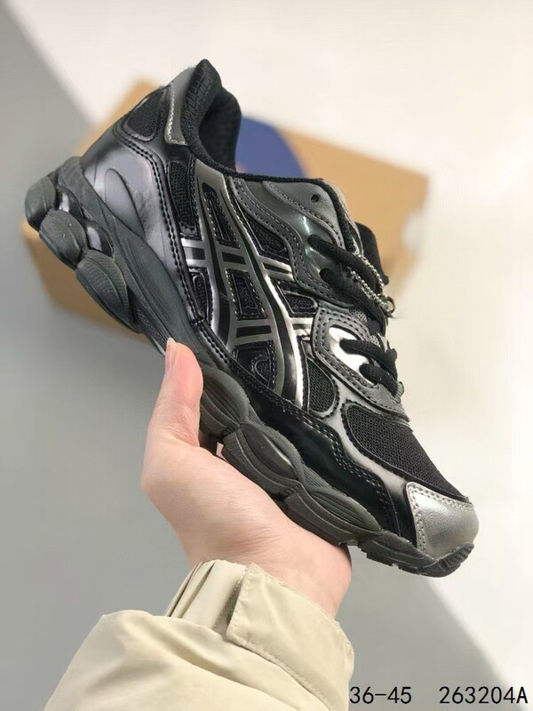 新しいレトロなランニングシューズ NYC 男性と女性のカップルモデル衝撃吸収スポーツシューズ滑り止めランニングシューズ耐摩耗性カジュアル|undefined