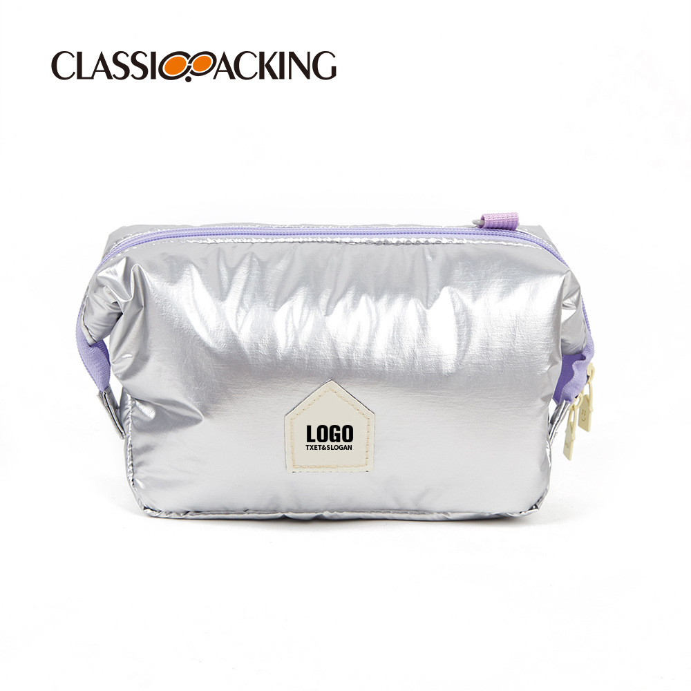 Los fabricantes venden al por mayor bolsas espaciales de otoño e invierno, bolsas de cosméticos de nicho portátiles, bolsas de lavado de moda impermeables para viajes para mujeres, se pueden agregar logotipos