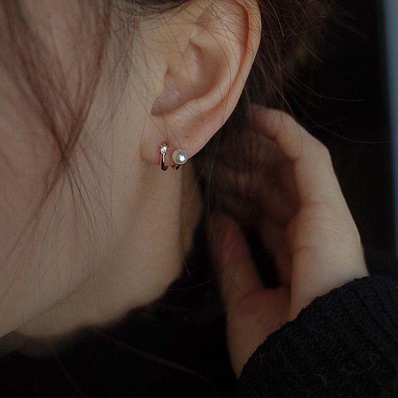 Retro universal design cute golden earrings from pearl