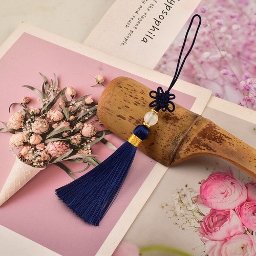 Mini beaded thin thread Chinese knot pendant featuring handicraft ethnic style tassels mobile phone bag jewelry accessories