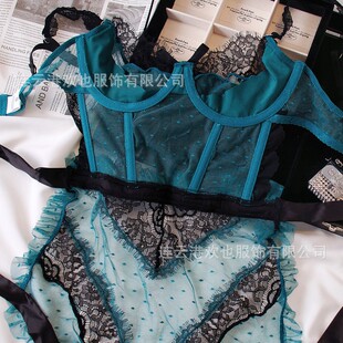 �gҲ��Ʒ�羳�ԸЃ����ٽz�����U�����bײɫ�W��ײɫ�U��˯��Ů