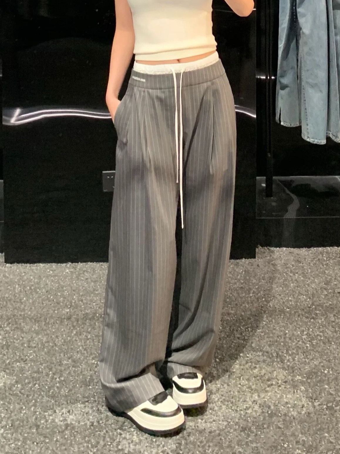 2025 Wang Xinling Style Simple Fashionable Wide Leg Loose Striped Drawstring Double Waist Retro Trousers