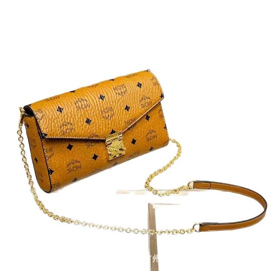 Mc White Dm Style Leather Bag 2025 Summer Women's Satchel Tote Bag Vegetable Basket Bucket Bag Single Shoulder Crossbody Backpack
