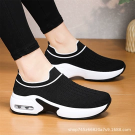 女式运动单鞋;男式运动单鞋;女式休闲单鞋