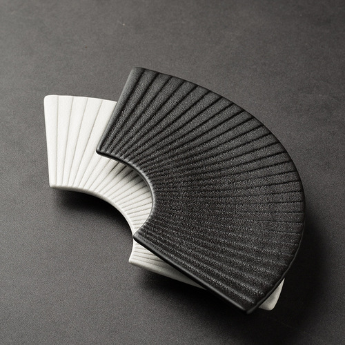 Fan-shaped striped plate, special-shaped plate, Japanese-style sushi plate, ceramic dessert plate, home creative platter, commercial hotel table setting