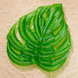 Factory supply inflatable leaf floating row pvc leaves water swimming leisure entertainment inflatable leaf floating row