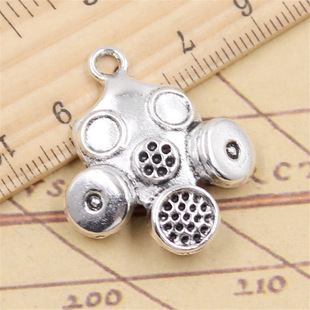 Ancient Silver Gas Mask DIY Jewelry Accessories Pendant Charm Necklace Bracelet Pendant
